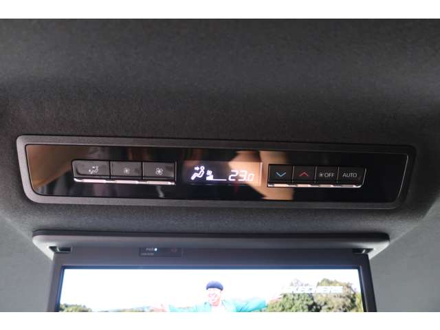 車両イメージ12