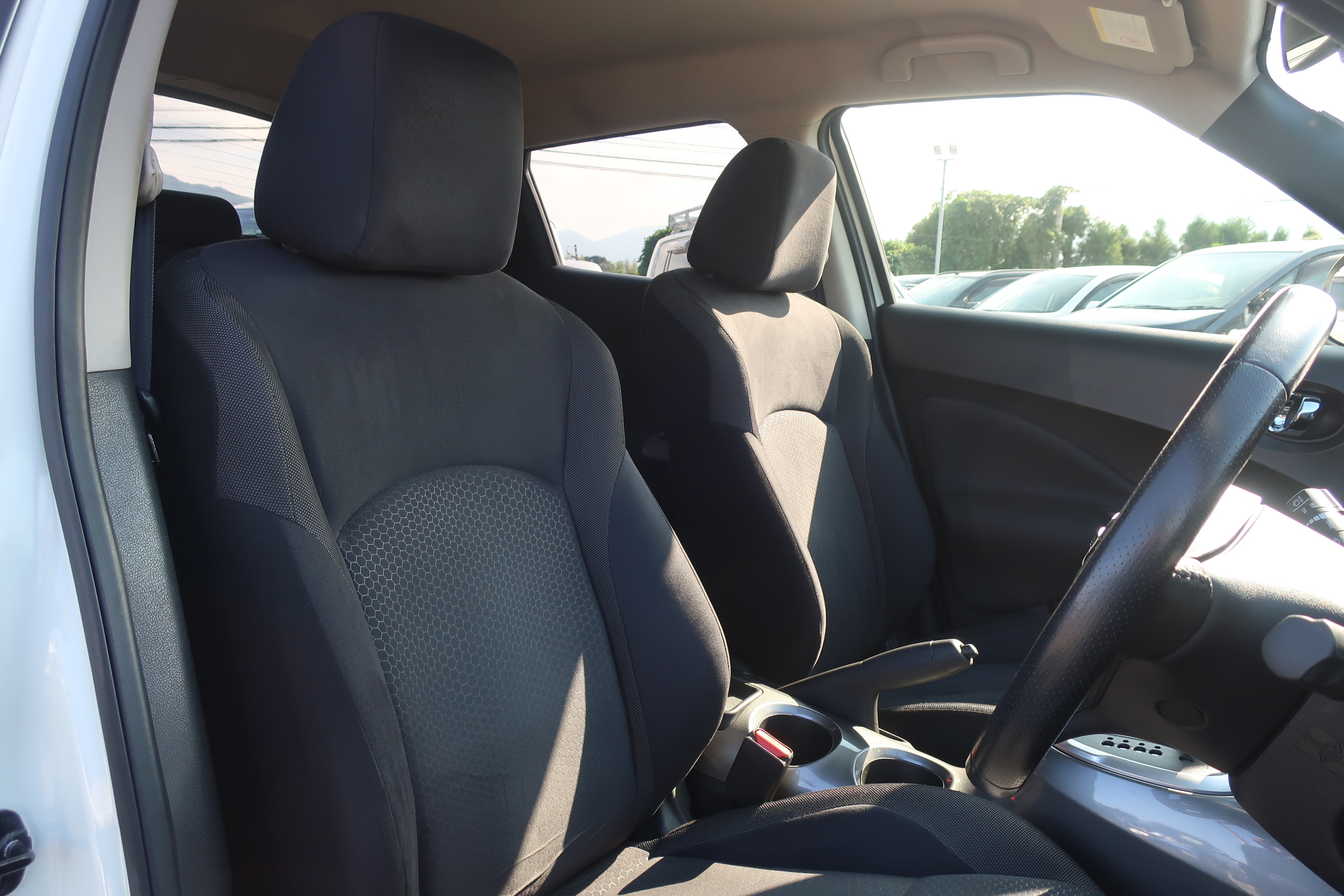 車両イメージ12