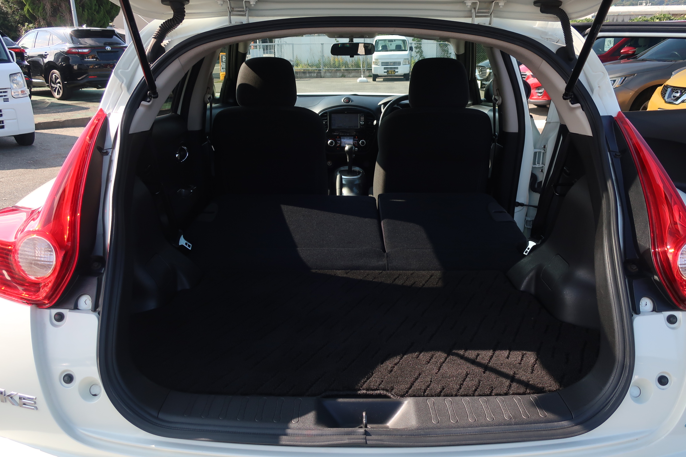 車両イメージ15