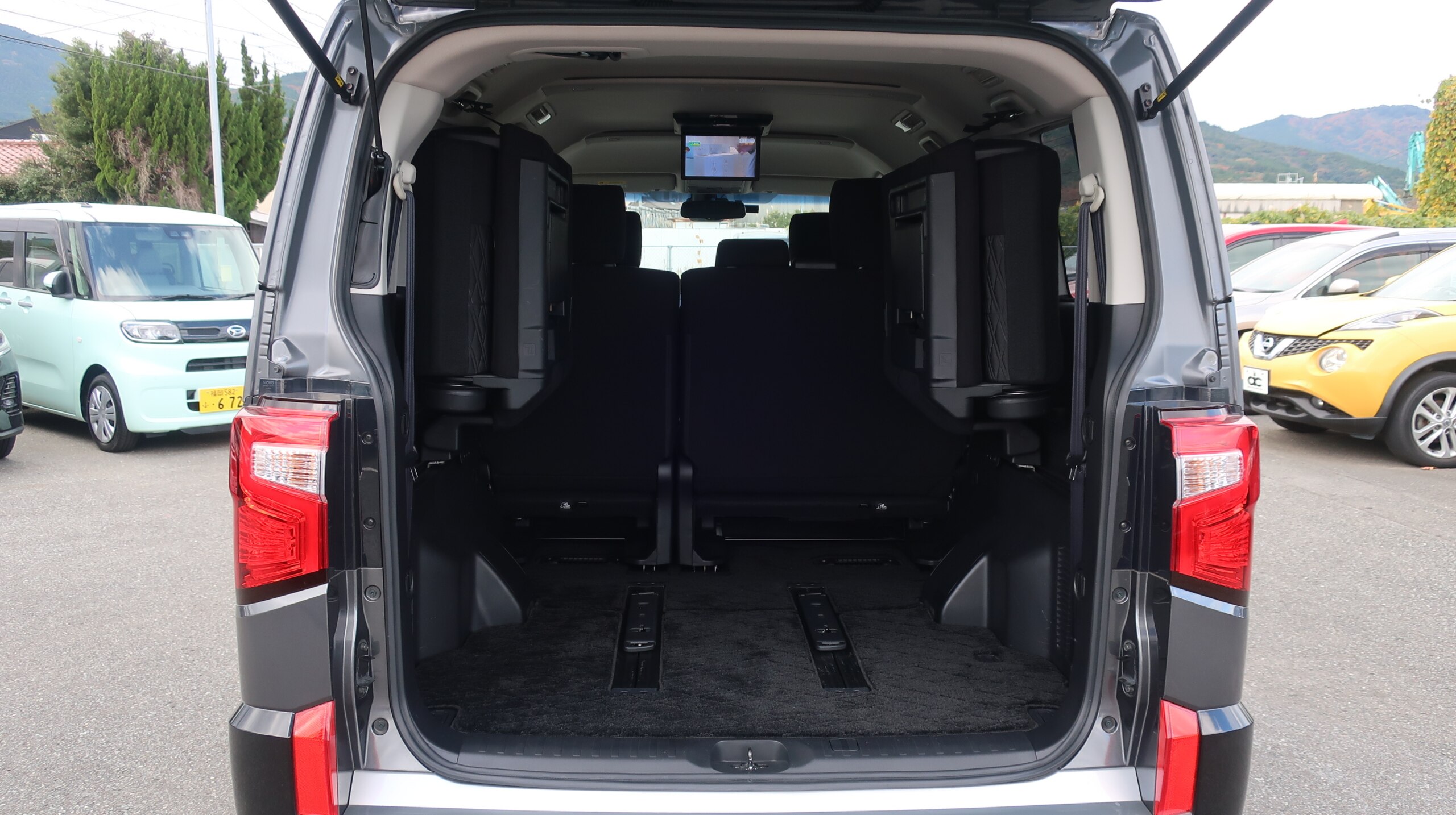 車両イメージ16