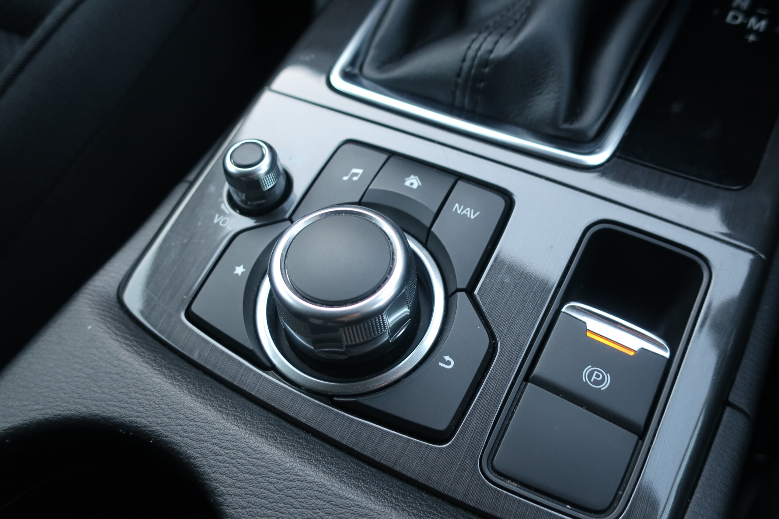 車両イメージ14