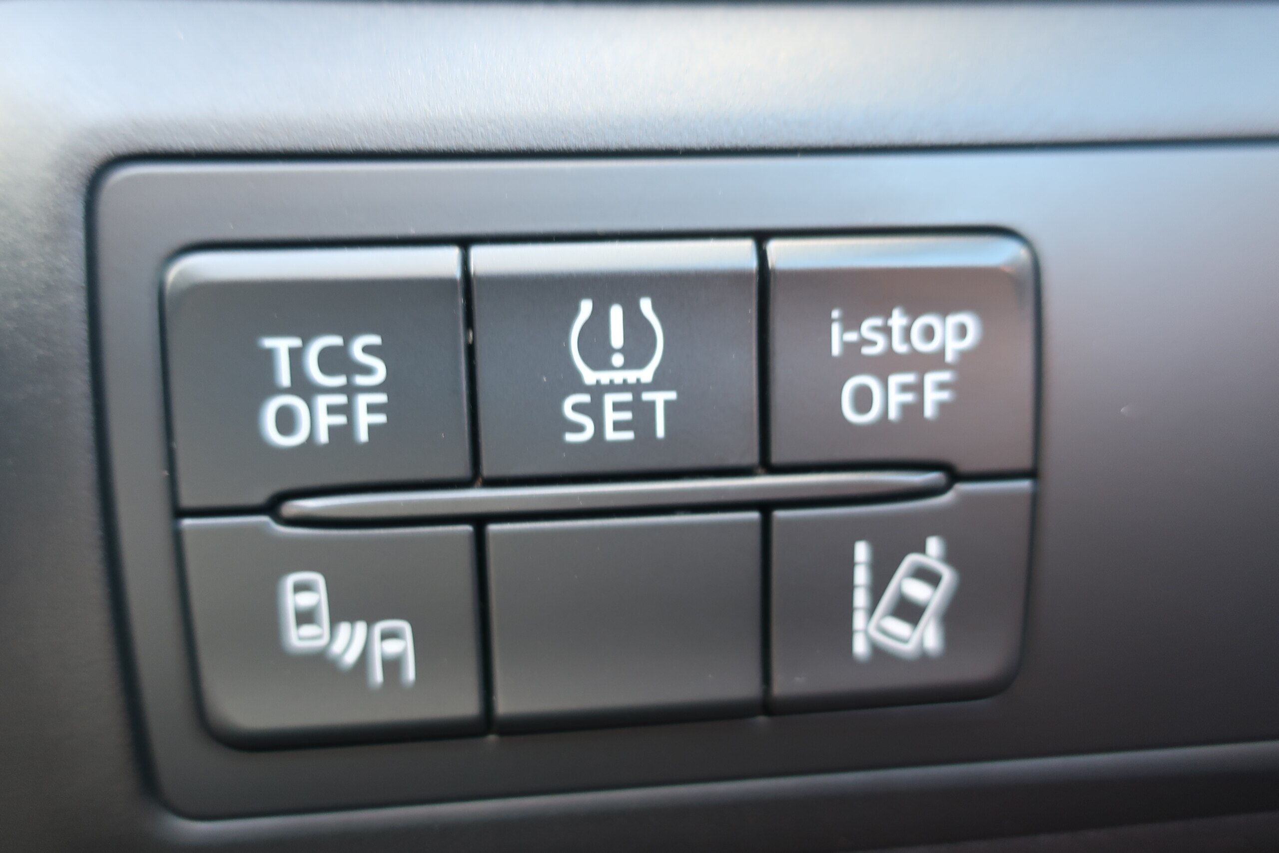 車両イメージ11