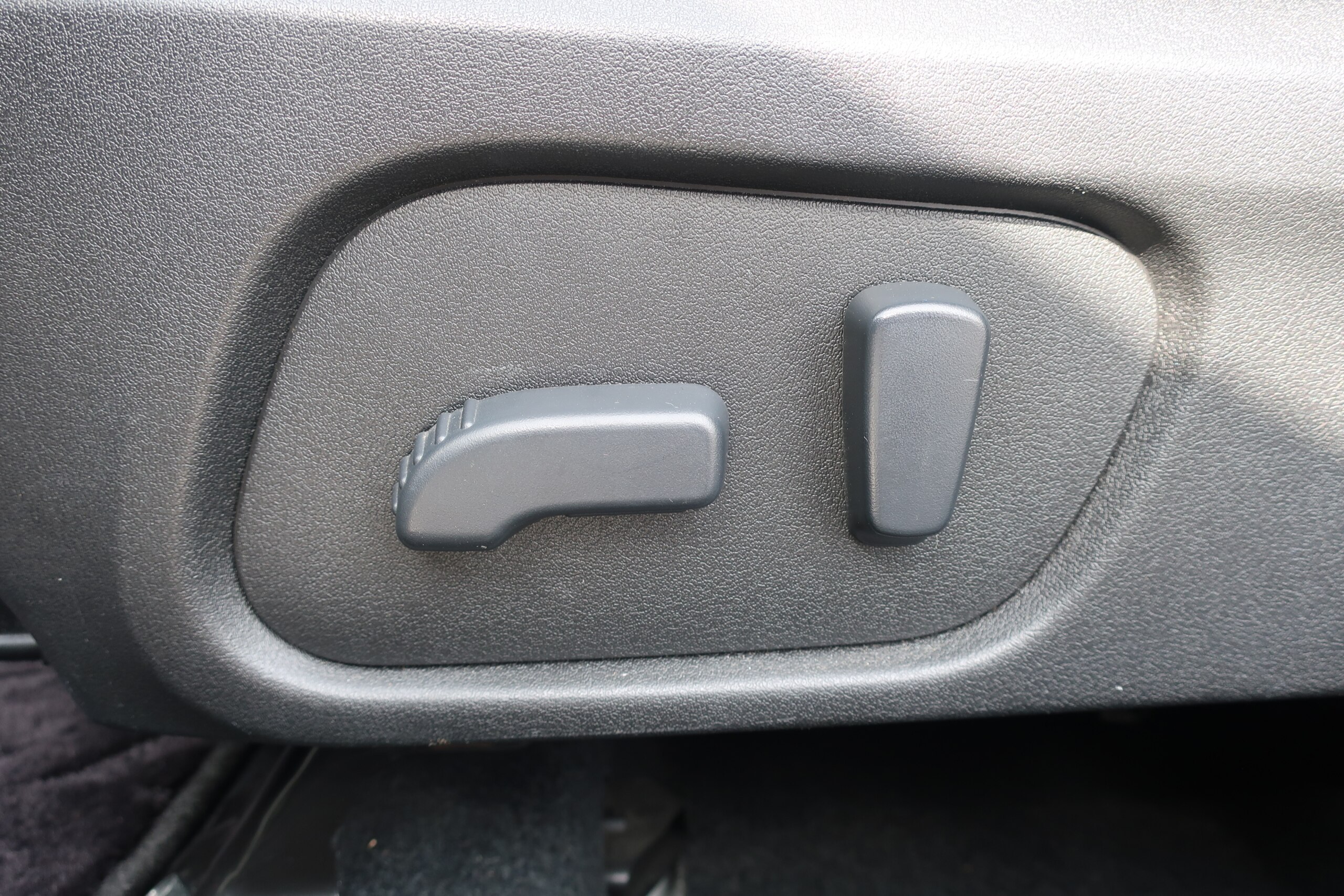 車両イメージ10