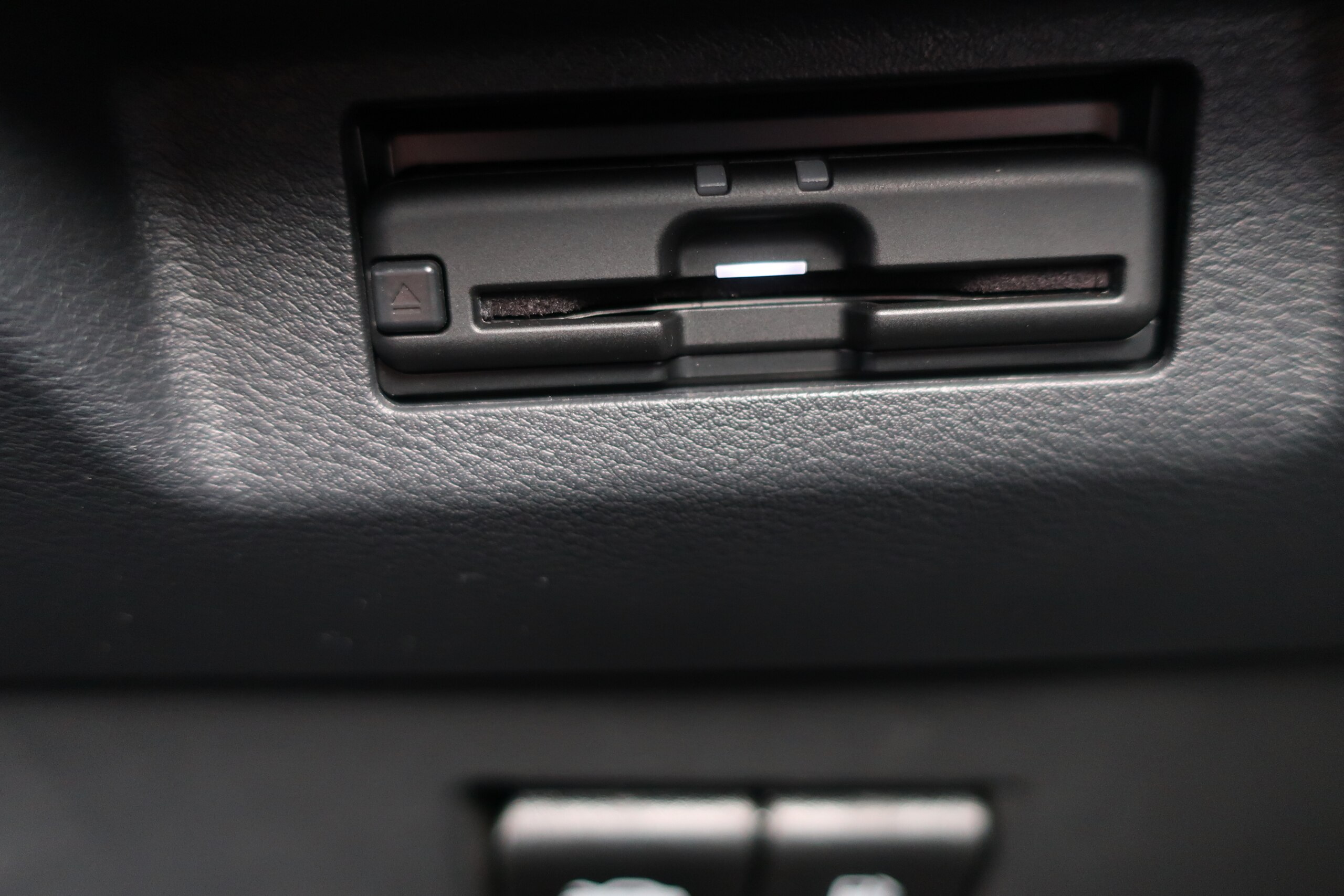 車両イメージ10