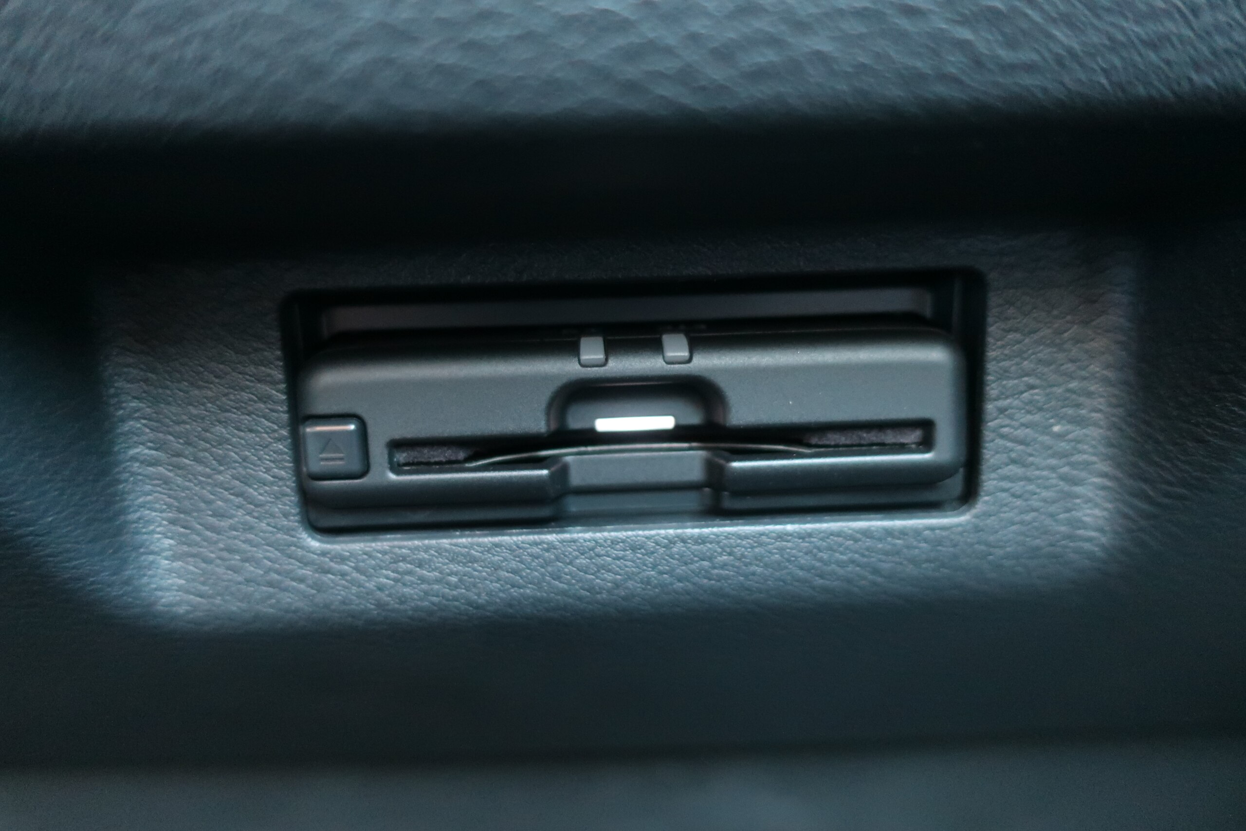 車両イメージ12