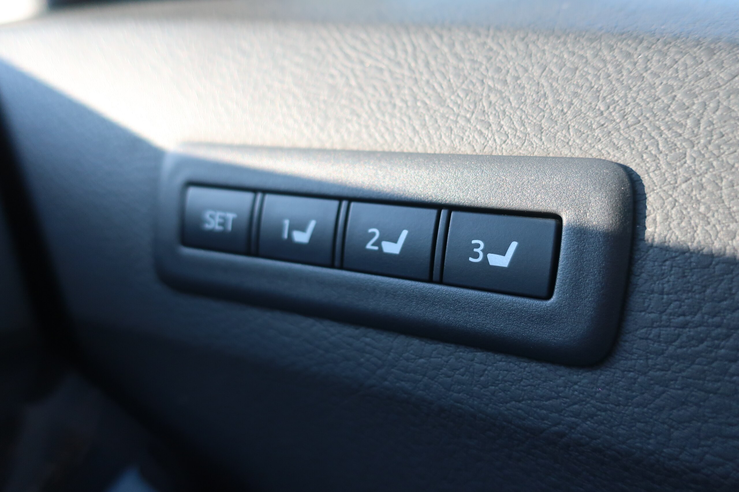 車両イメージ10