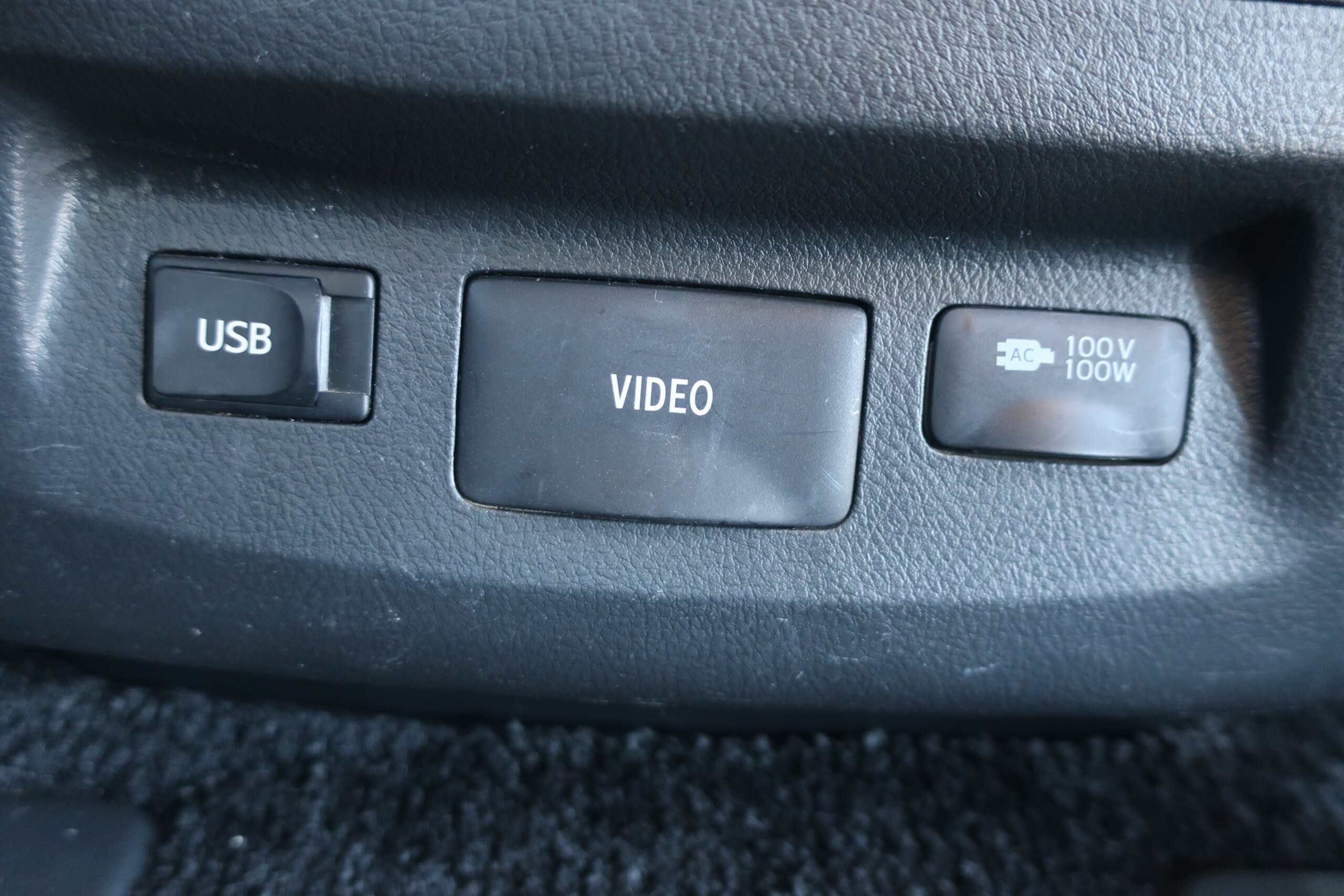 車両イメージ11