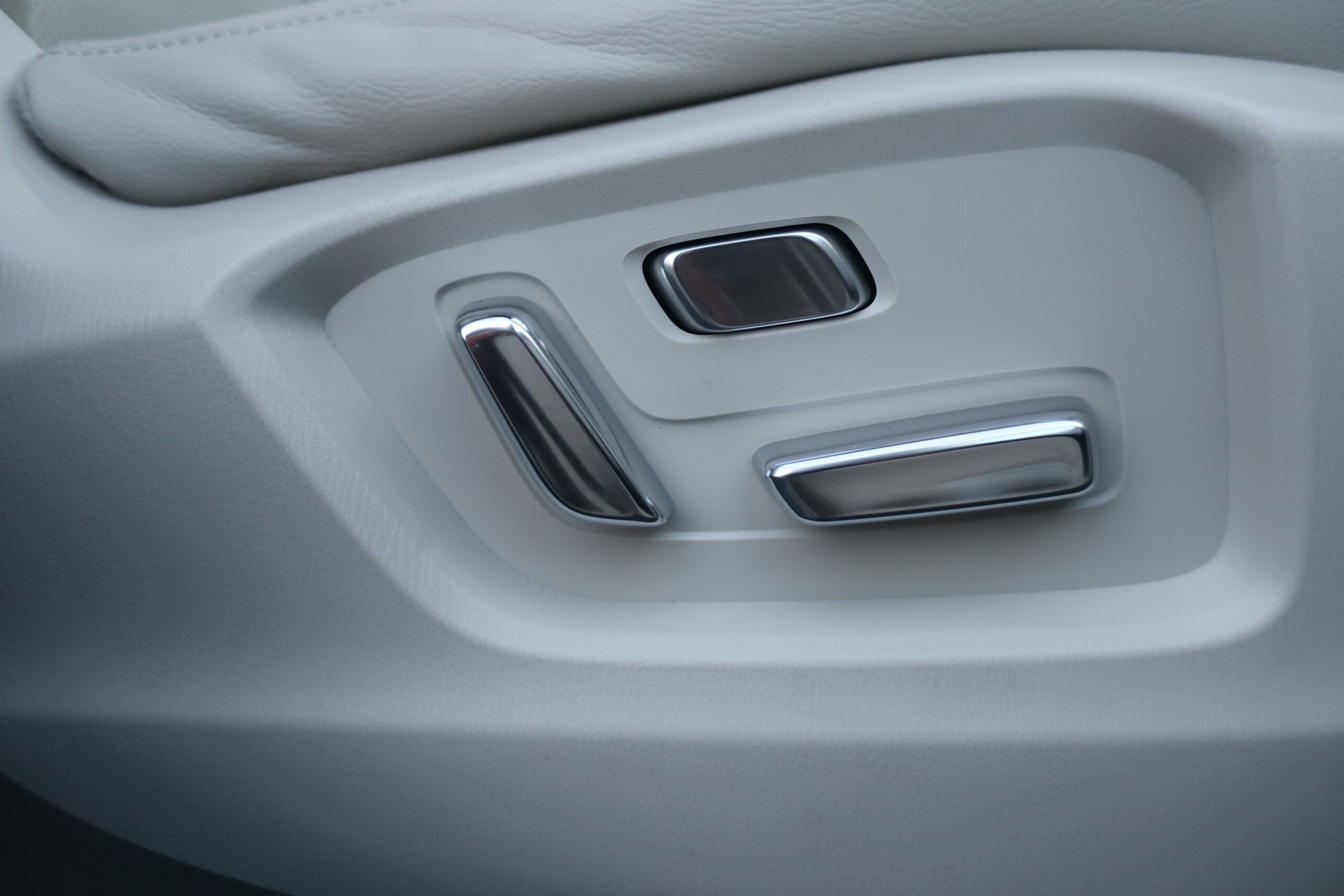 車両イメージ14