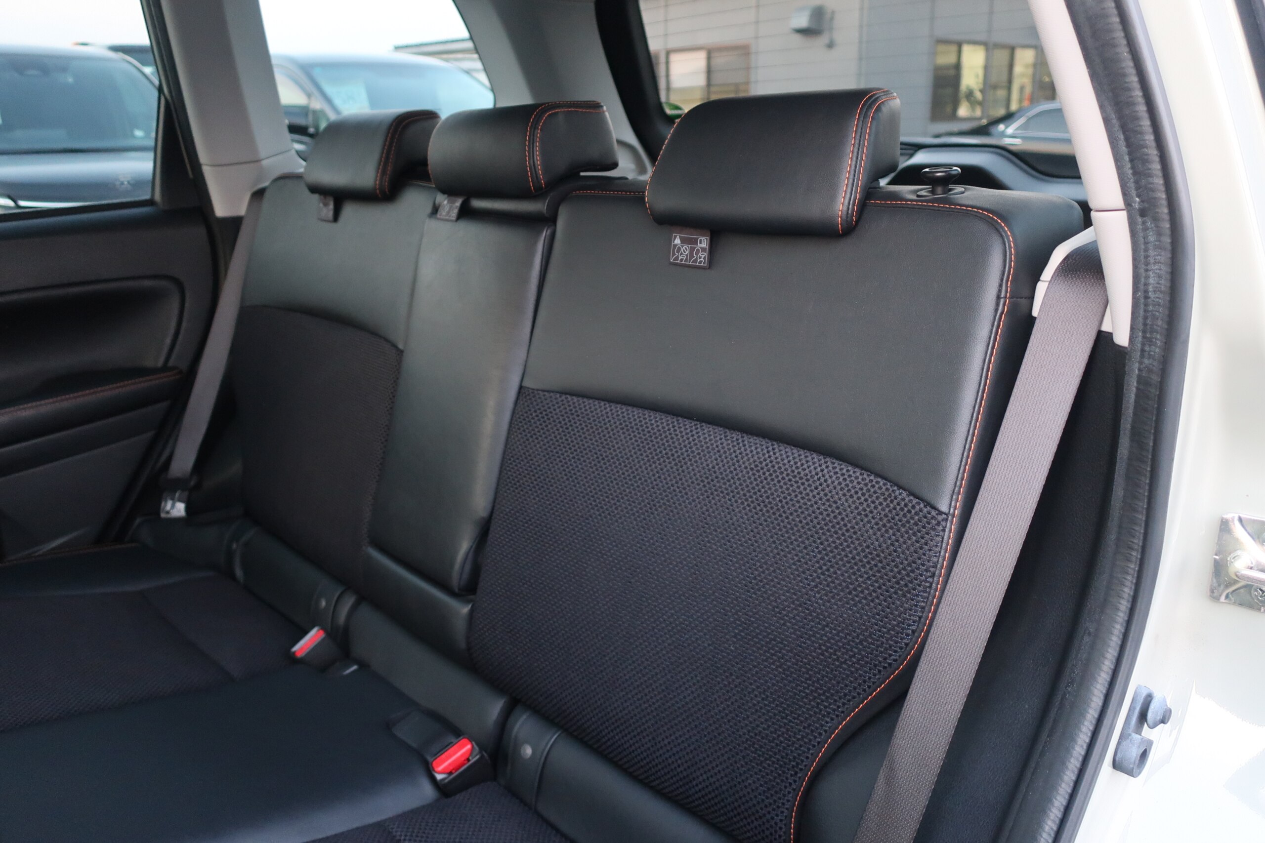 車両イメージ16