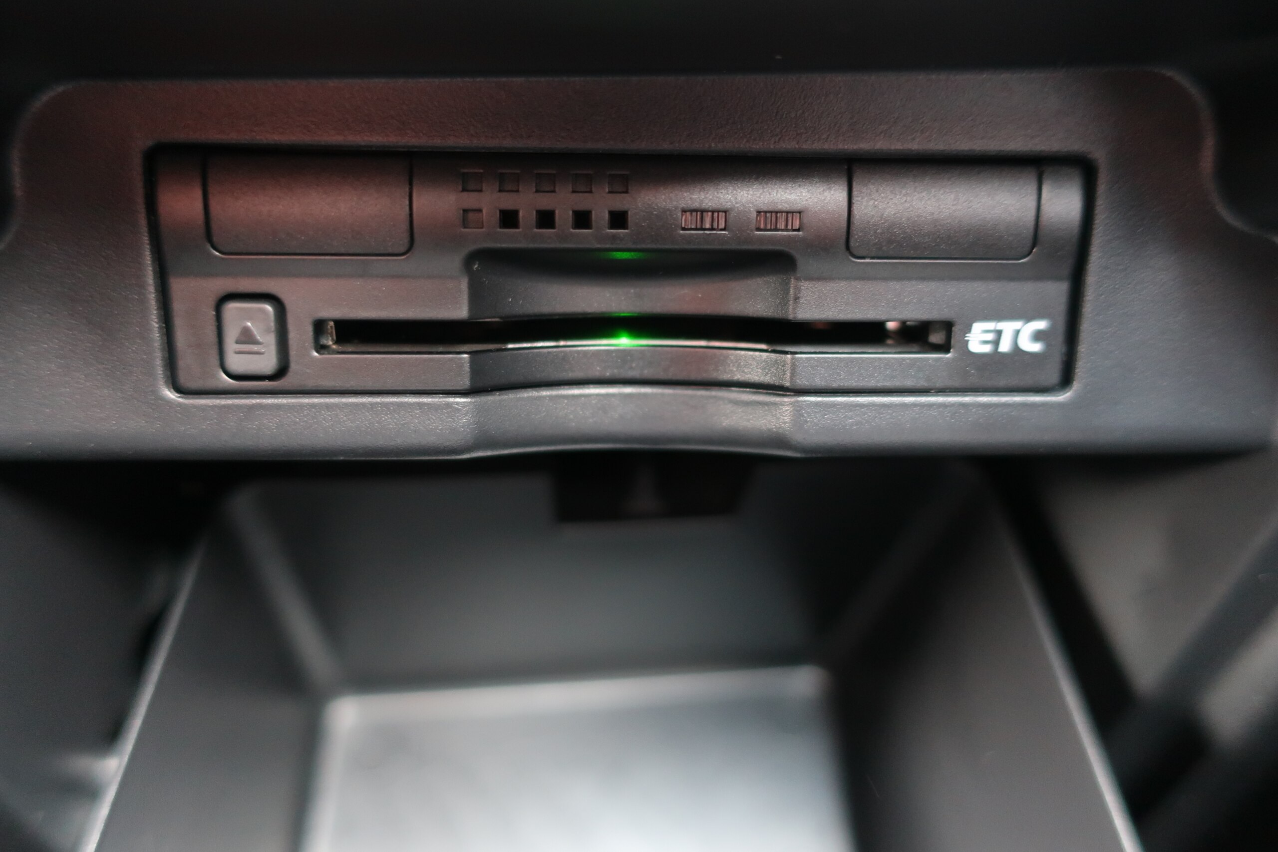 車両イメージ11