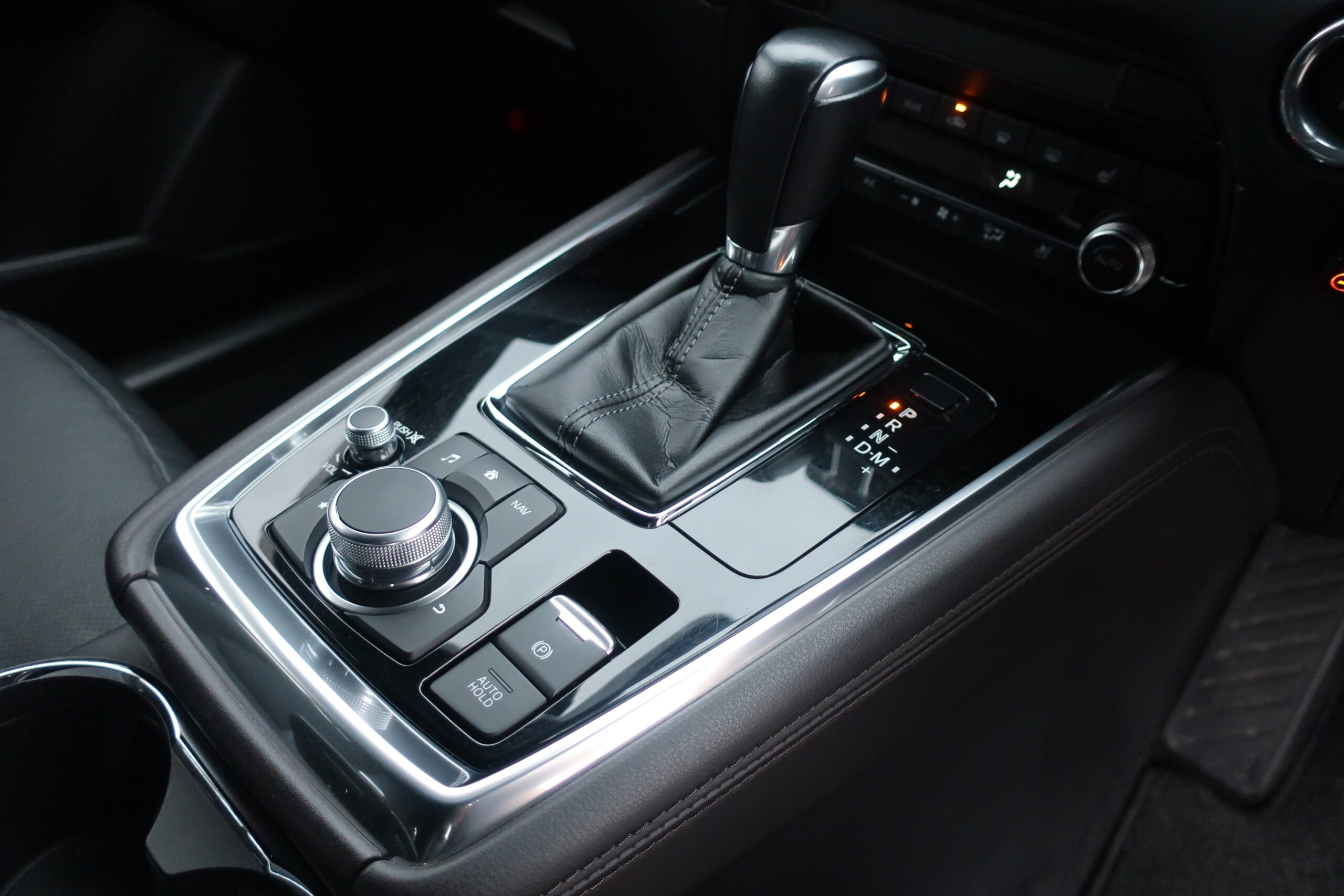 車両イメージ10