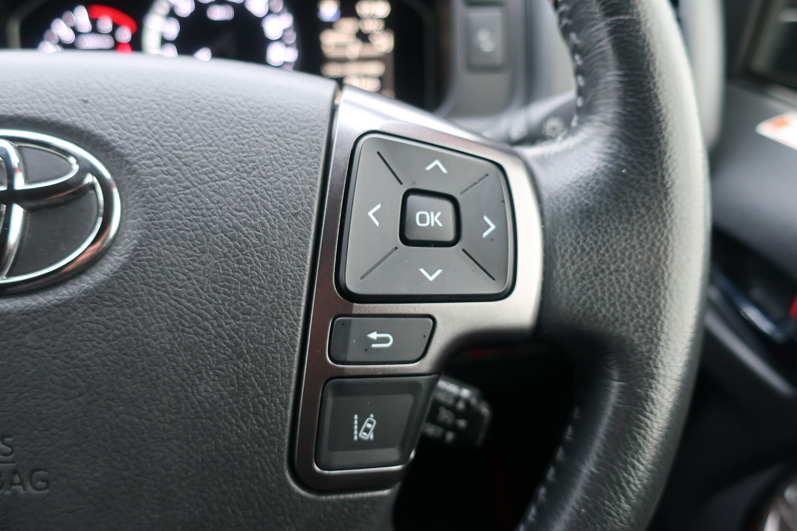 車両イメージ10