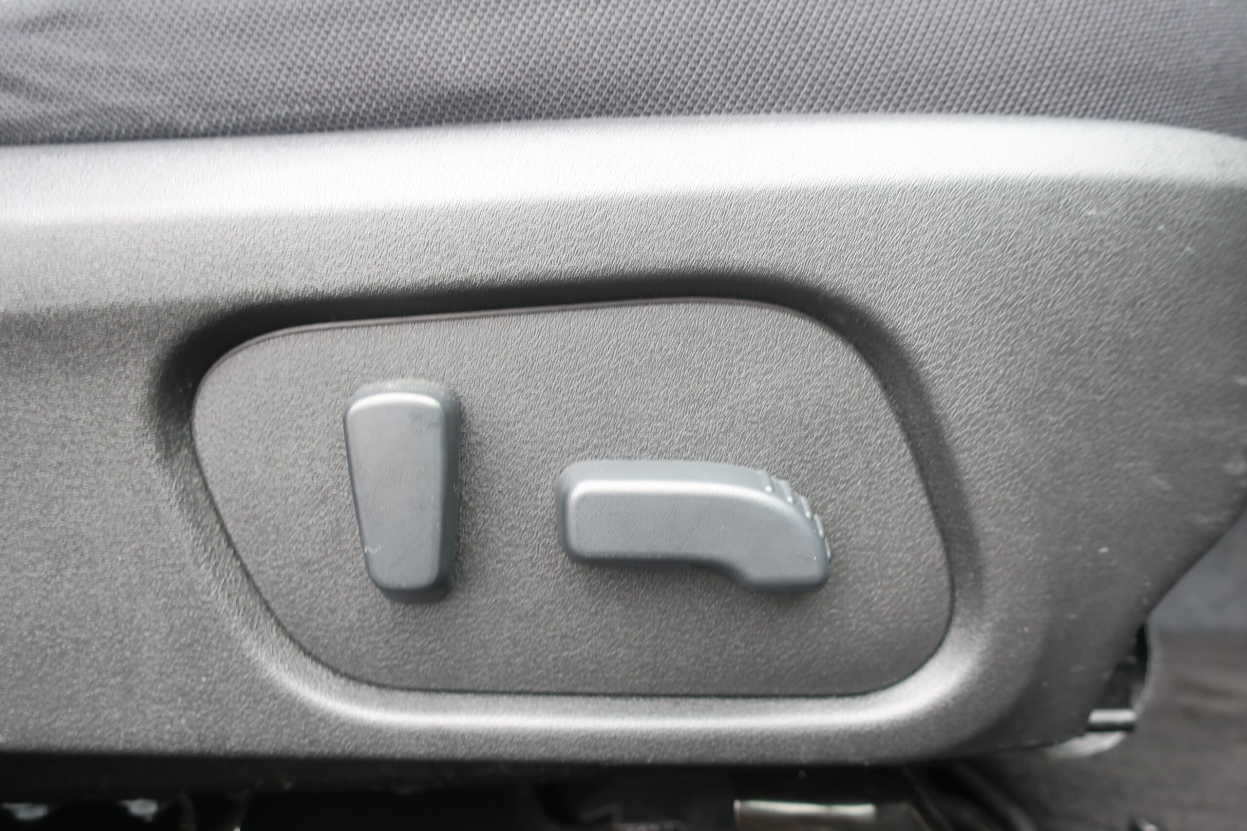 車両イメージ12