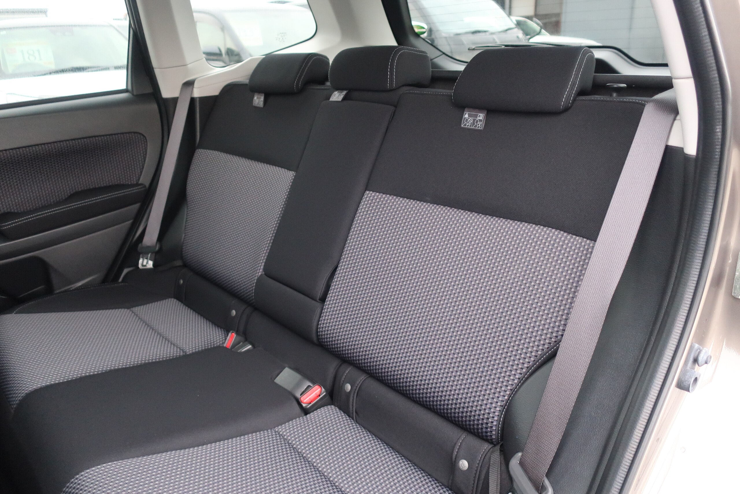 車両イメージ15