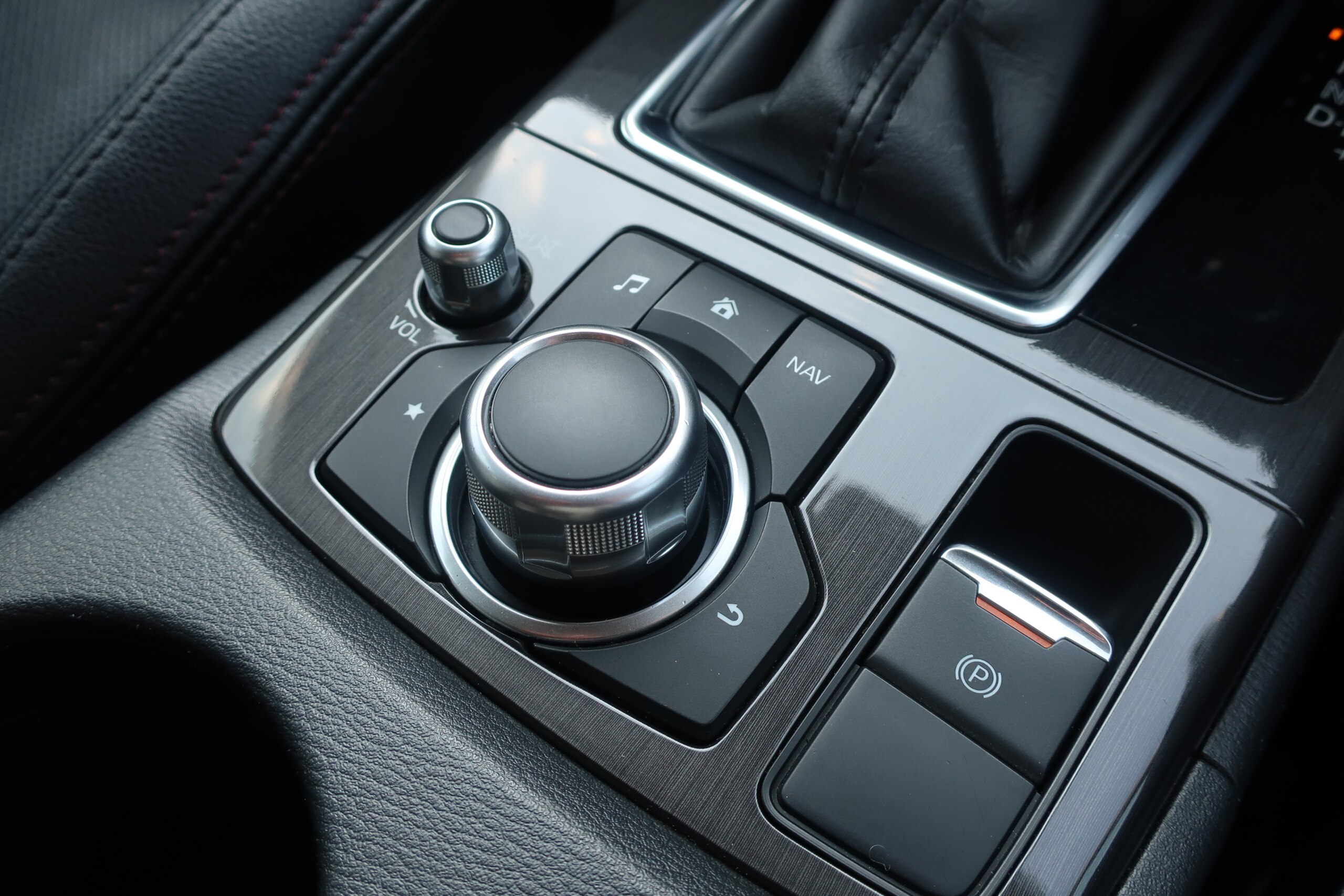 車両イメージ11