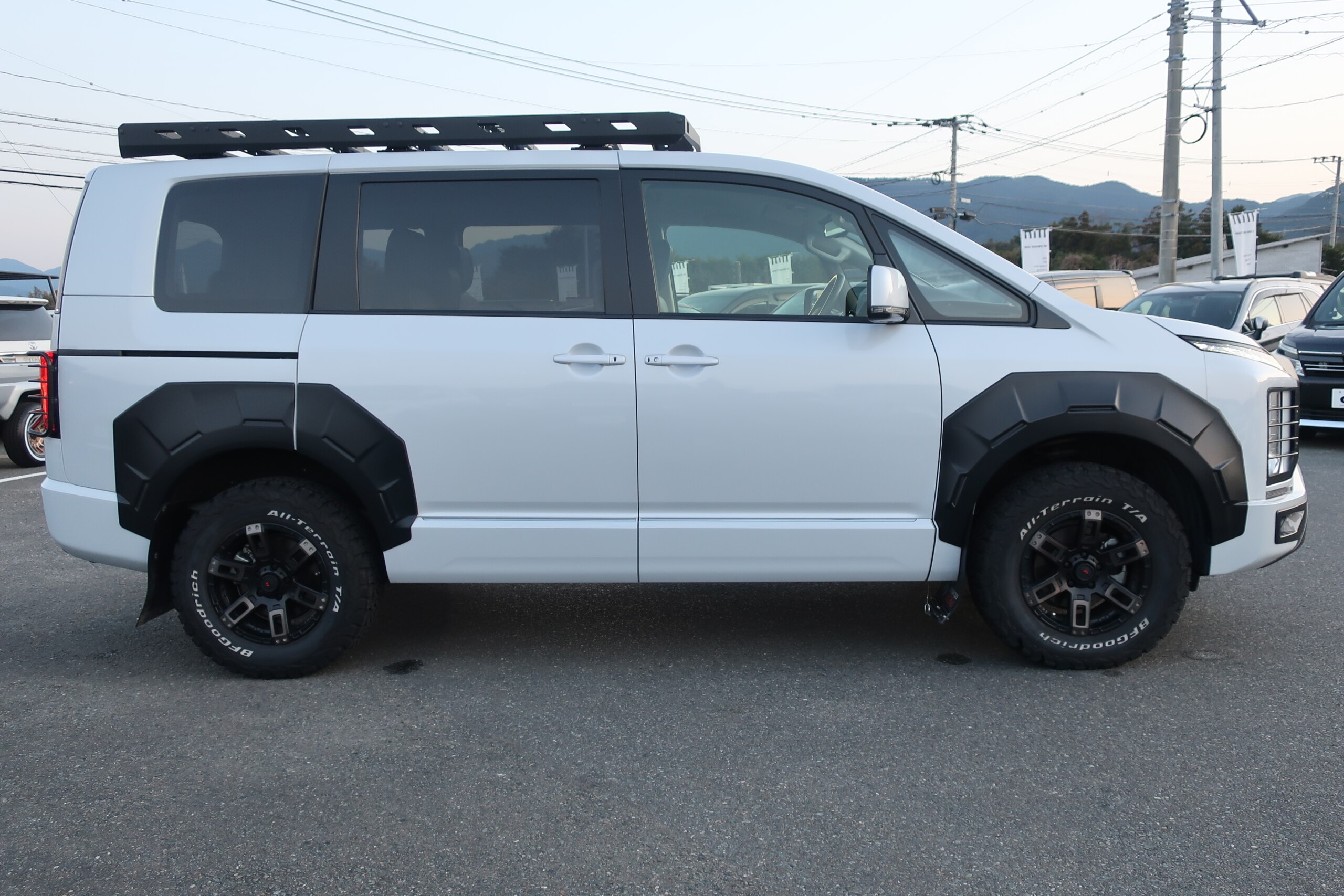 車両イメージ13