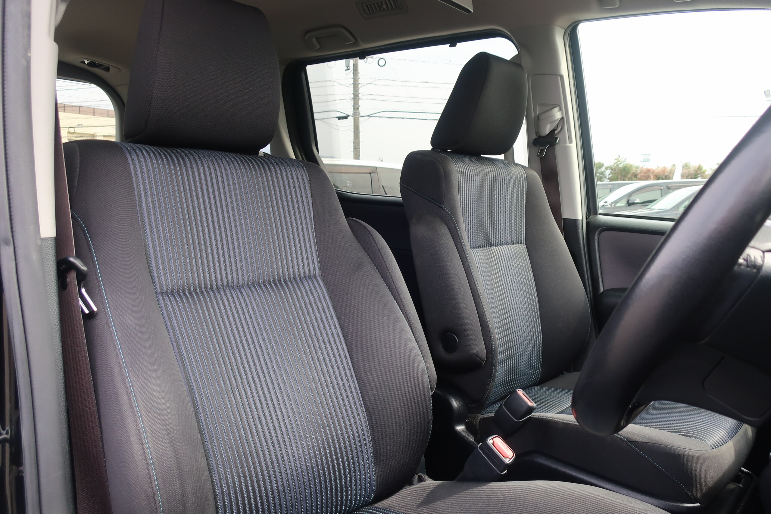 車両イメージ12