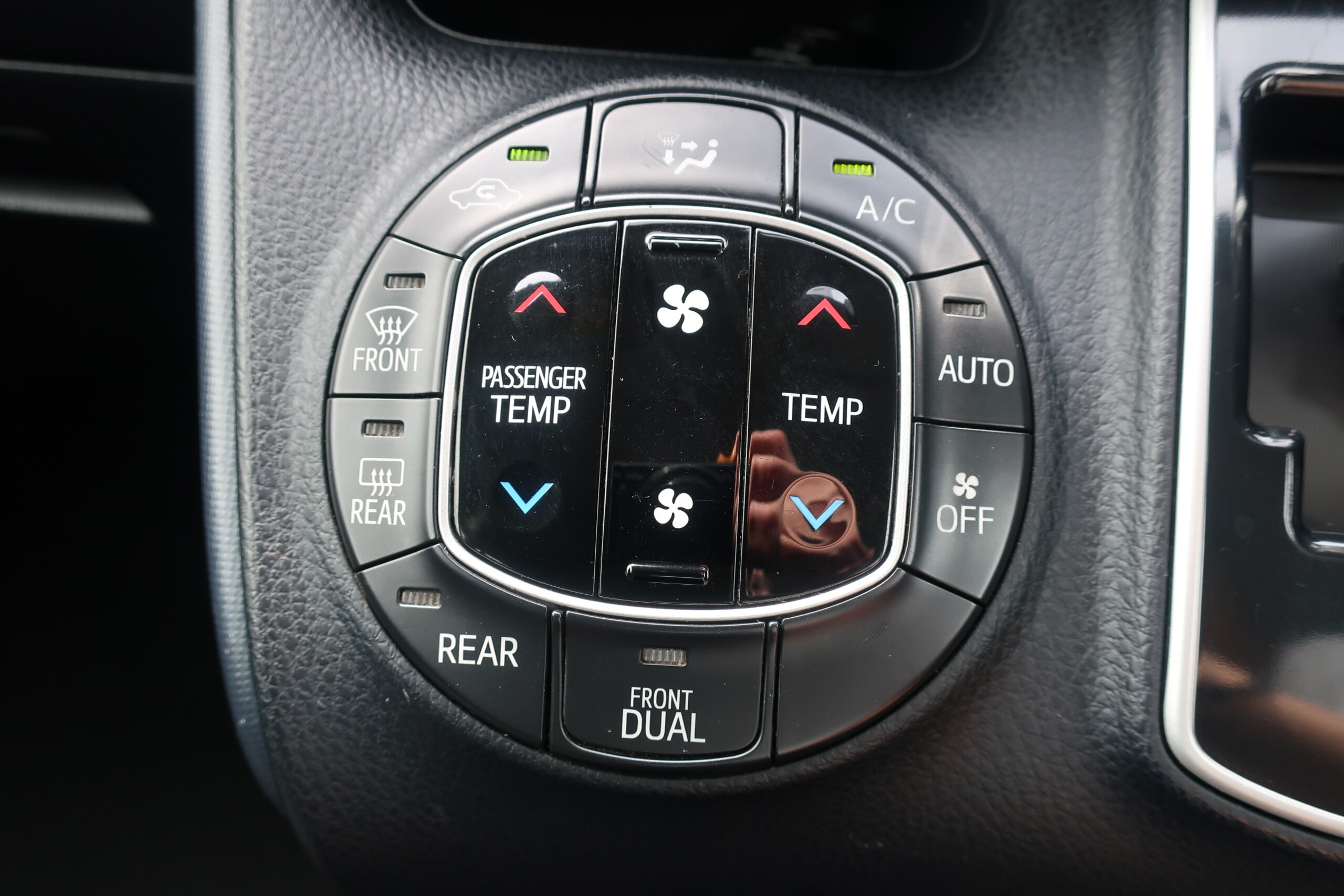 車両イメージ11