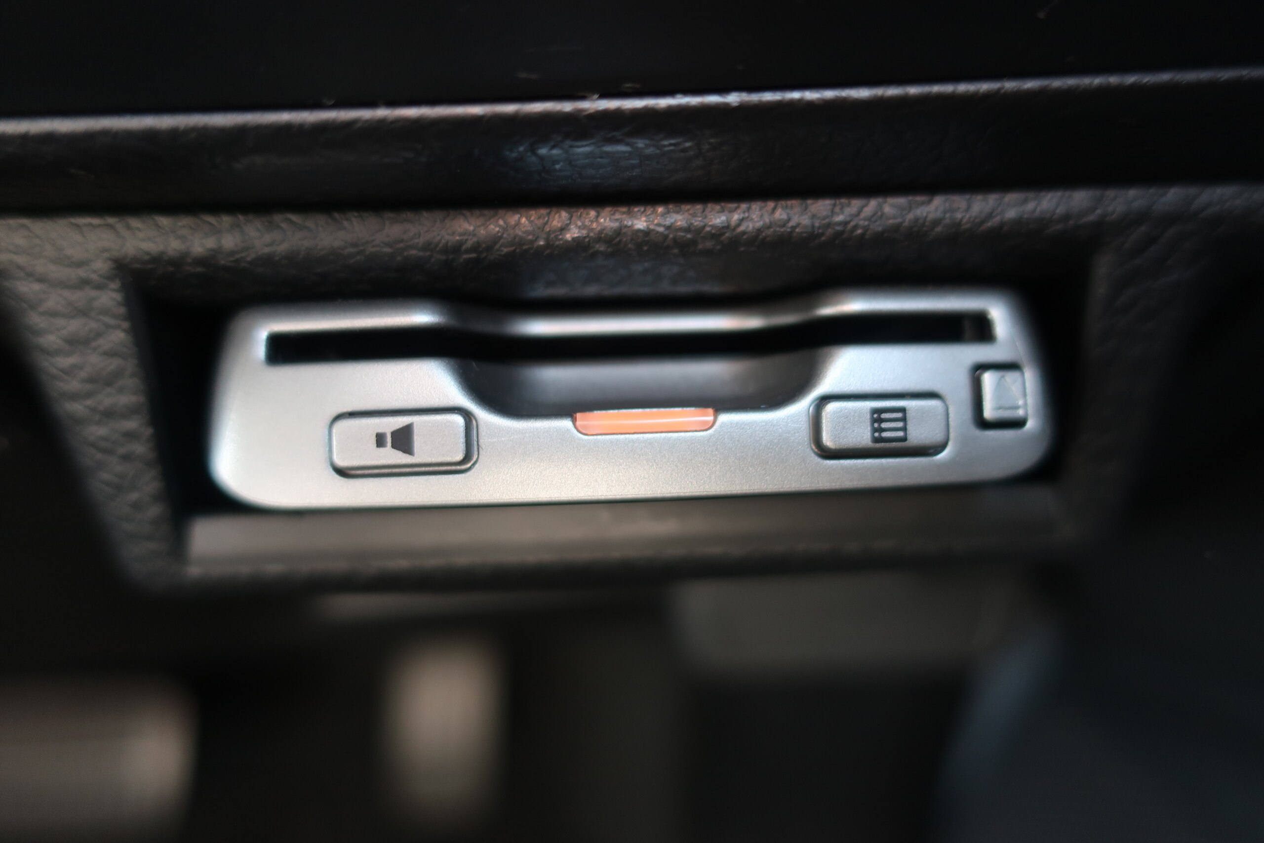 車両イメージ12