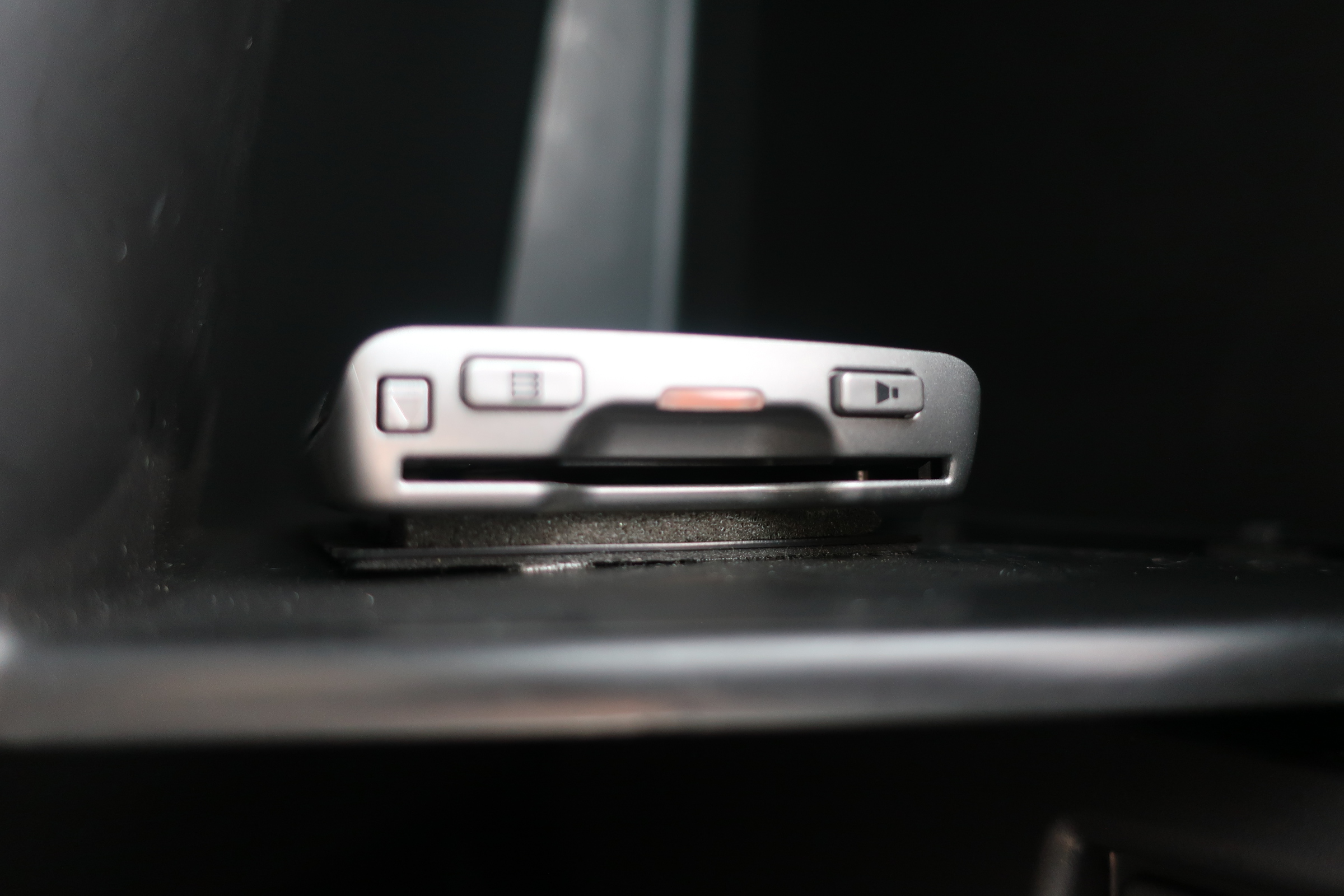 車両イメージ11