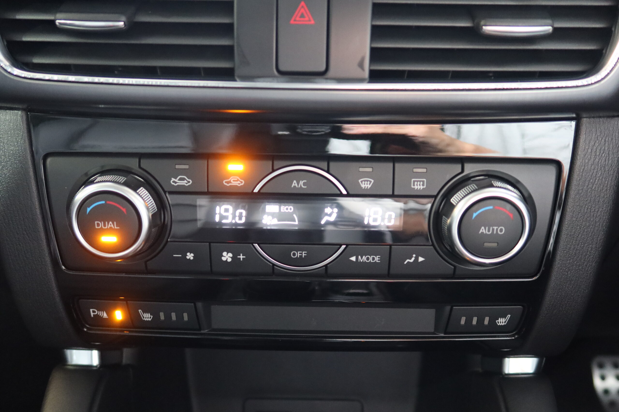 車両イメージ11